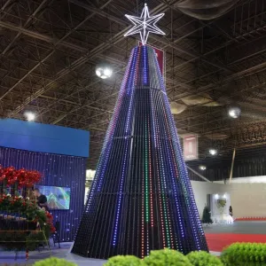 Árvore de Natal Luminosa Gigante LED Fabricada em Estrutura Metálica - Pixel LED