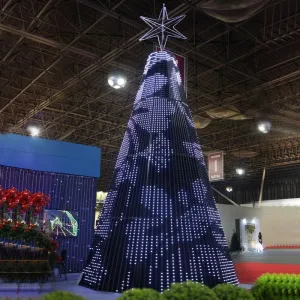 Árvore de Natal Luminosa Gigante LED Fabricada em Estrutura Metálica - Pixel LED