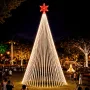 Árvore de Natal Luminosa Gigante LED Fabricada em Estrutura Metálica - Linear