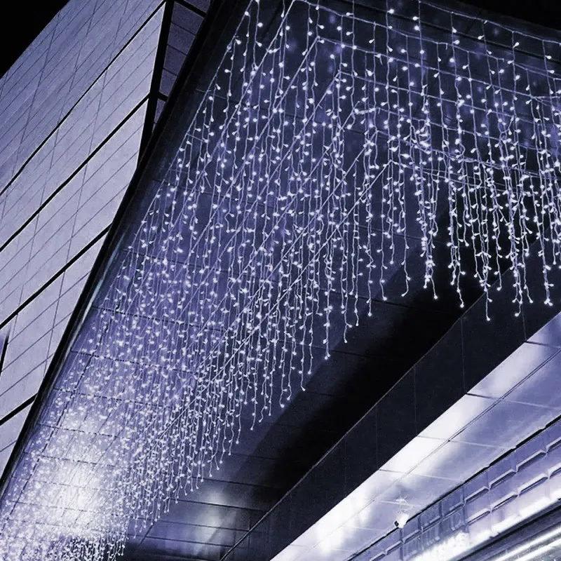 Cascata de Natal 400 LED Fixa com strobo Conector macho/femea - Fio Branco Ø 1.5mm - Luz Branco Frio - 10 Metros IP44