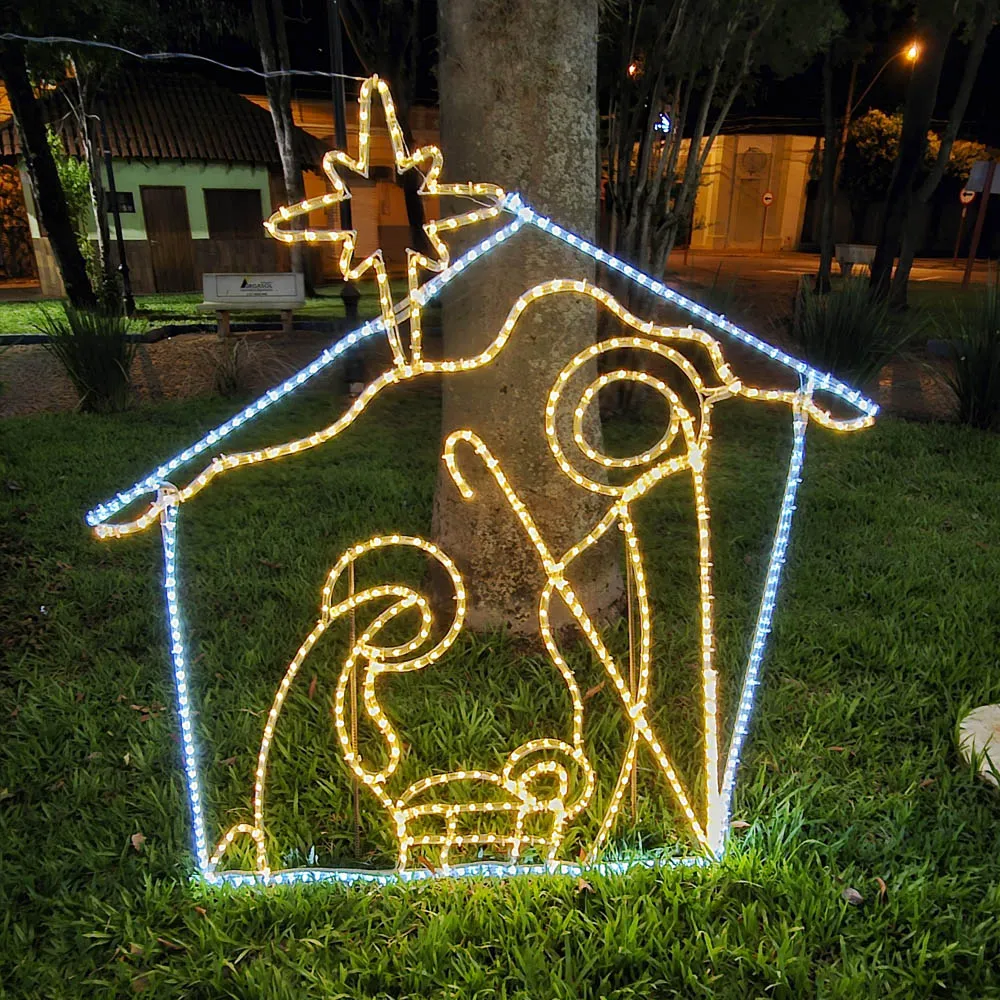 Figura de Natal Luminosa para Jardim - Sagrada Família Basic
