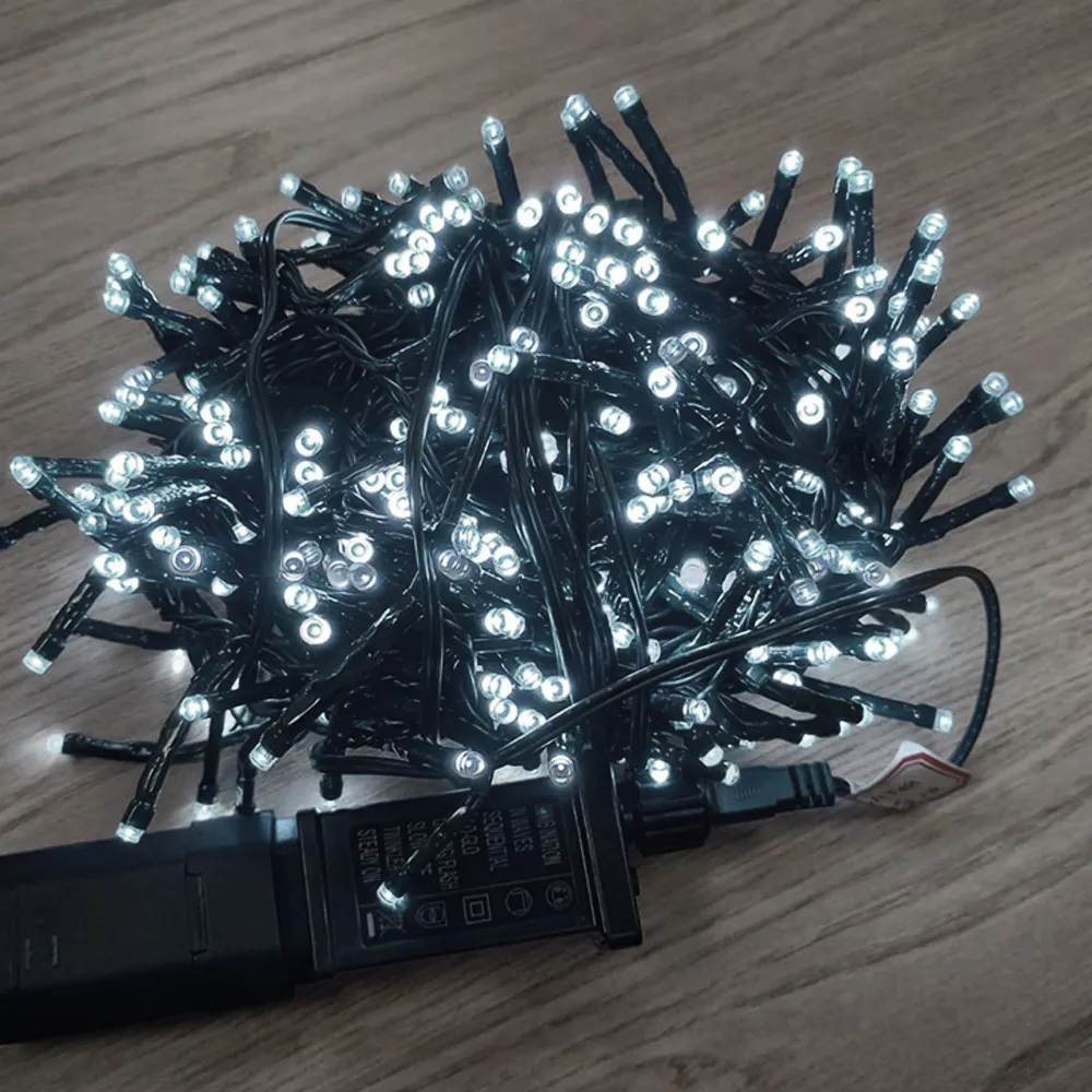 Pisca de Natal 500 LED Fixo Luz Branco Frio, Fio Verde Ø1,6 mm IP44 Uso Externo 50 Metros